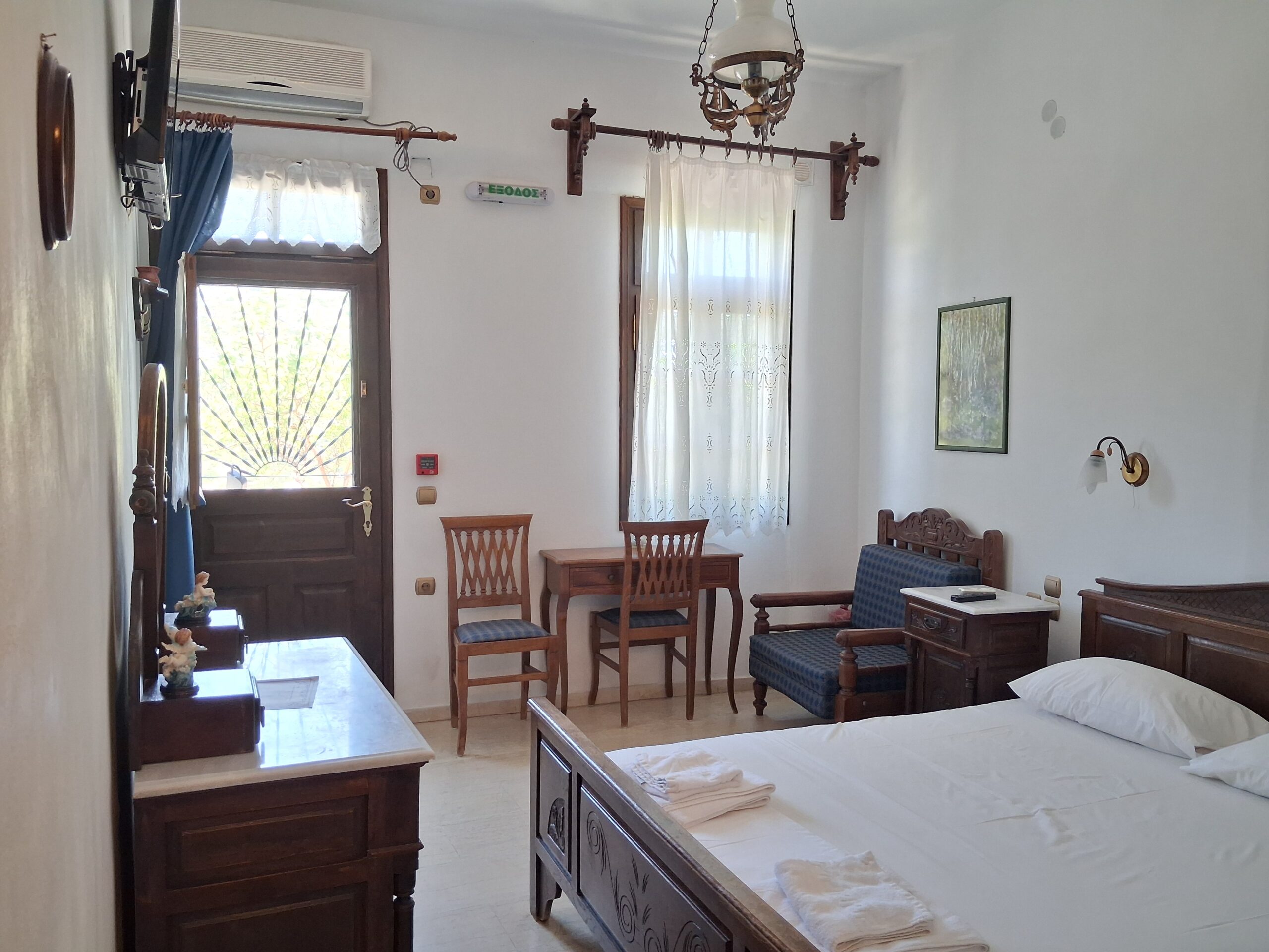 Room 9